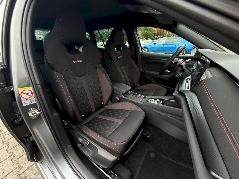 Škoda Octavia (2025) Combi 2.0 TSI 195 kW DSG RS - fotka 24 z 24
