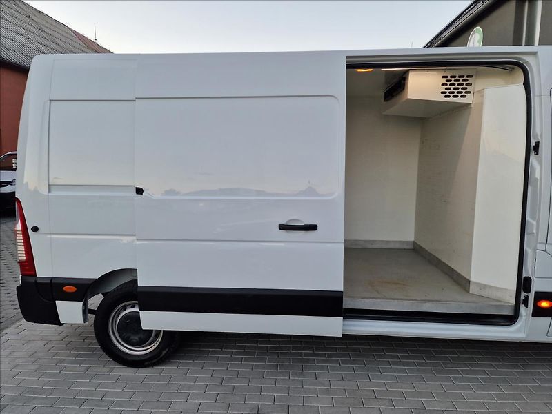 Renault Master 2.3dCi L3H2 P3 COOL,ČR,1Maj. - fotka 18 z 45