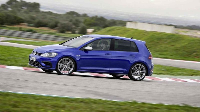 Golf R patří mezi nejzajímavější současné ostré hatchbacky.