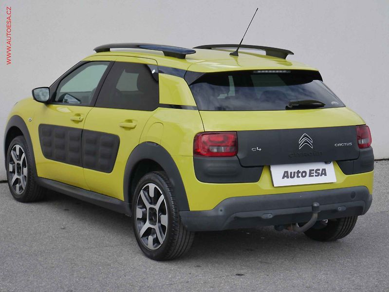 Citroën C4 Cactus (2015) 1.2PT, ČR, servis.kniha - fotka 6 z 19