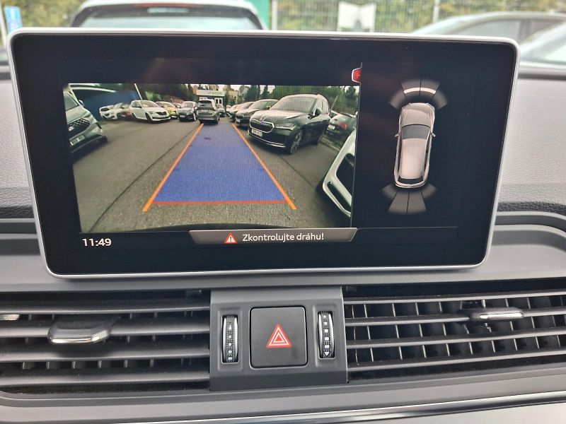 Audi Q5 (2020) S-Line DSG Quattro 2.0TDi 140k - fotka 27 z 35