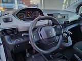 Peugeot Rifter 1.2 PureTech 110 S&S,ČR,1.Maj - náhled 20