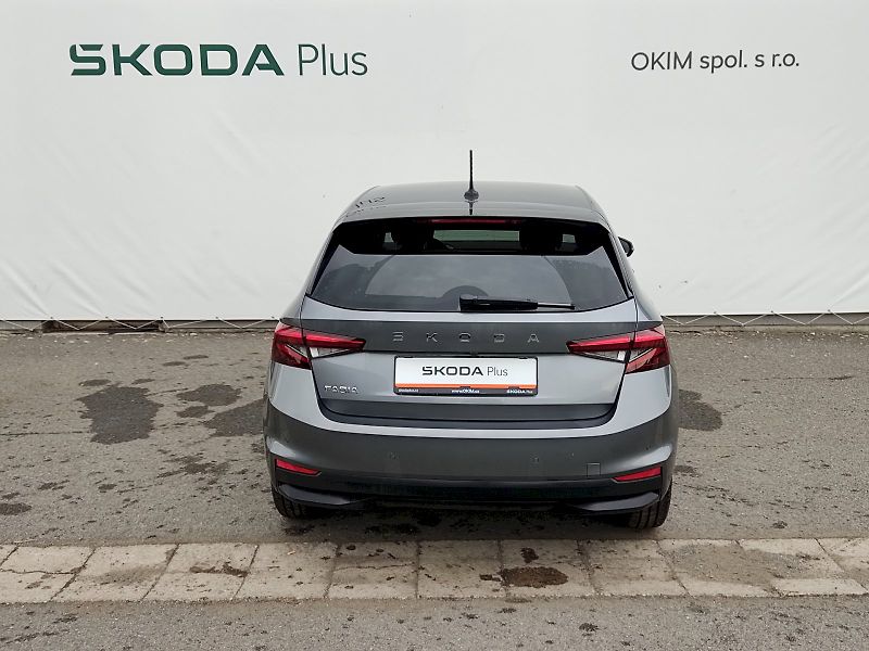 Škoda Fabia (2025) Top Selection 1,0 Tsi 81 Kw + - fotka 35 z 37