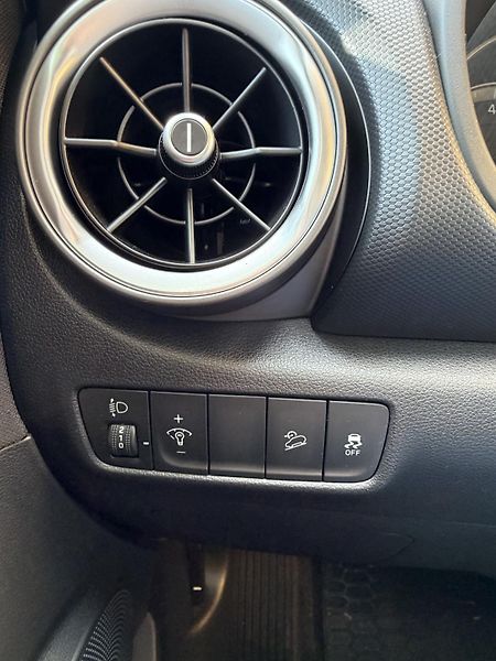 Hyundai Kona (2022) Hyundai Kona 1,6 T-GDI 2W DCT - fotka 13 z 14