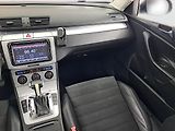 Volkswagen Passat (2008) 2.0 TDI, Automat, nová STK - náhled 8