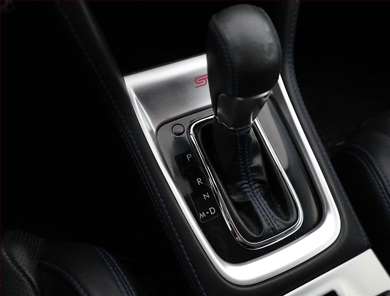 Subaru Levorg (2015) 1.6 GT-S, 4X4, Automat - fotka 14 z 19