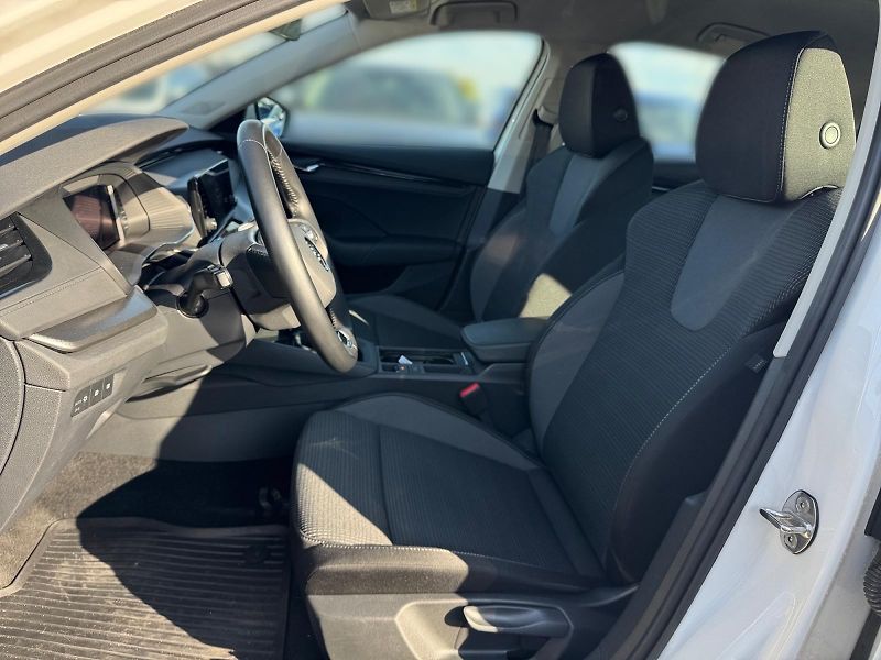Škoda Octavia (2023) AMBITION 2.0TDI 110kW CZ DPH - fotka 7 z 11