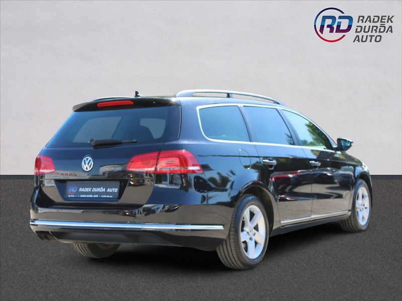 Volkswagen Passat 2,0 TDI  4x4,TAŽNÉ,NAVIGACE - fotka 5 z 29