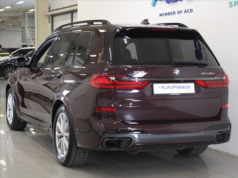 BMW X7 3,0 40xD M-paket B&W 6-míst ČR - fotka 3 z 51