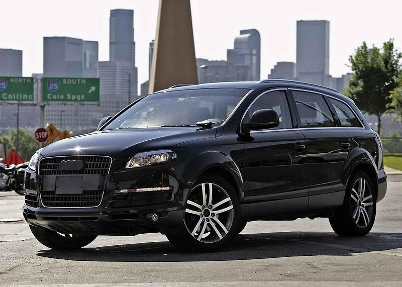 Kdo by tušil, že v bazaru narazíte i na VW Touareg spalující LPG?