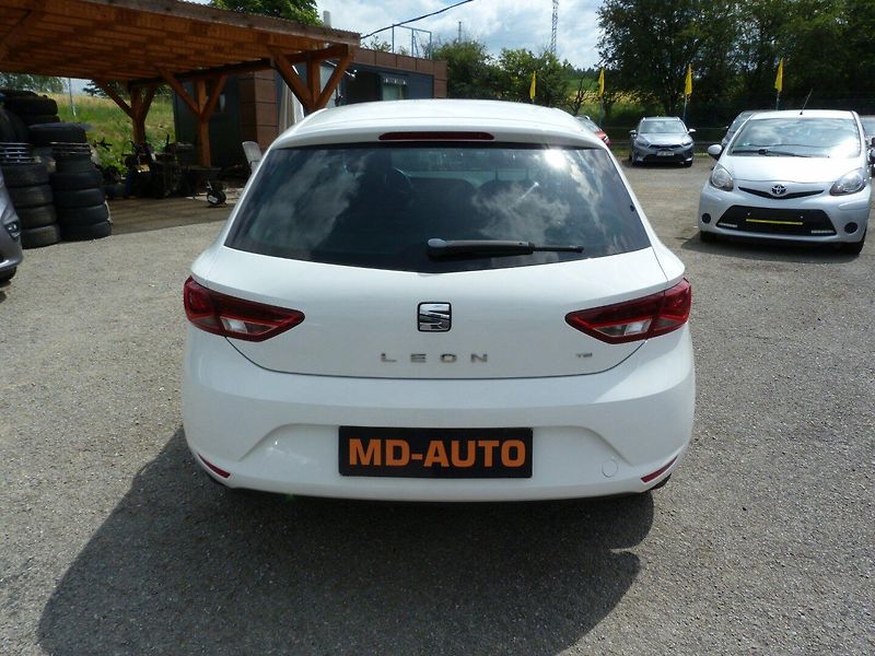 Seat Leon 1.2 tsi 77 Kw řemen - fotka 6 z 19