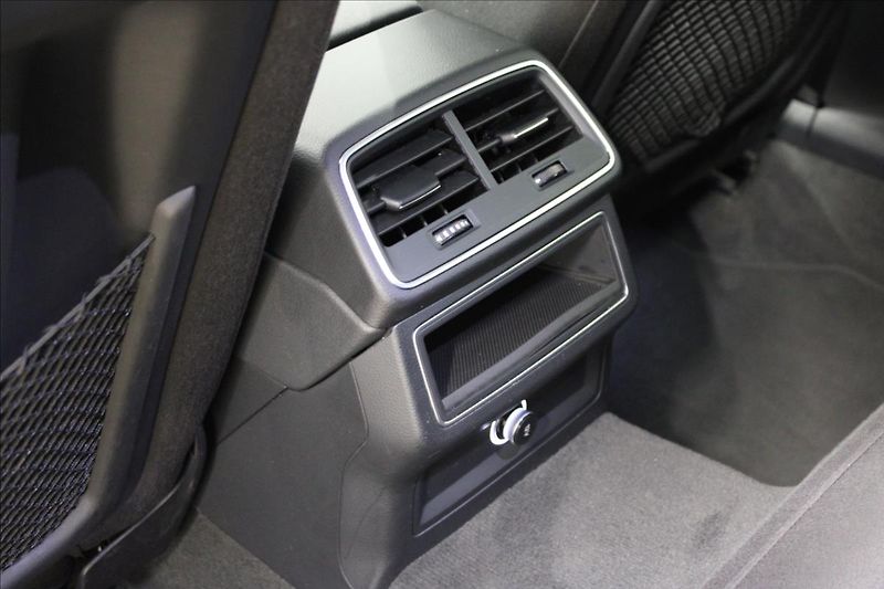 Audi A6 3,0 TDI 170 KW Quattro - fotka 33 z 41