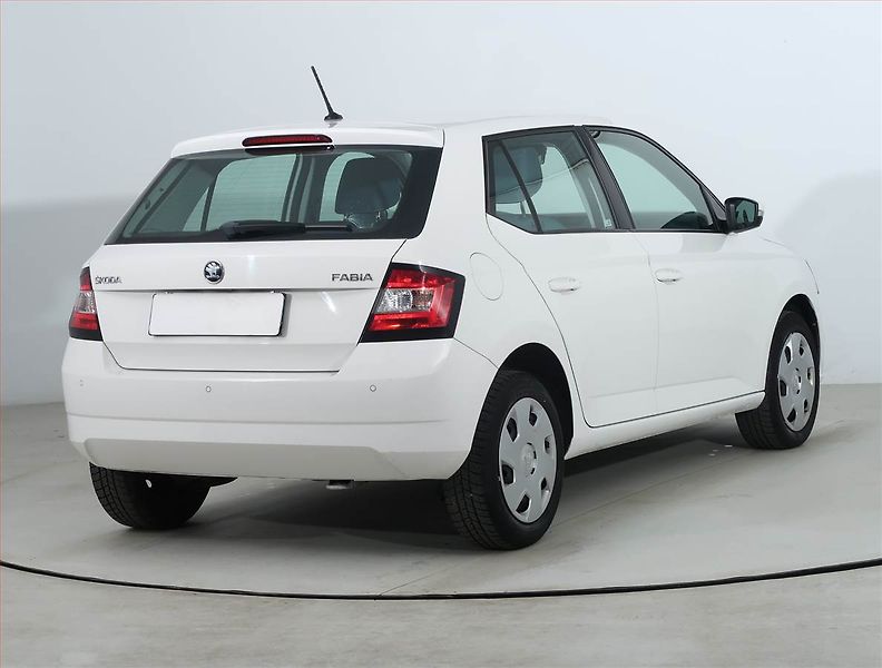 Škoda Fabia (2016) 1.2 TSI, Serv.kniha - fotka 5 z 19