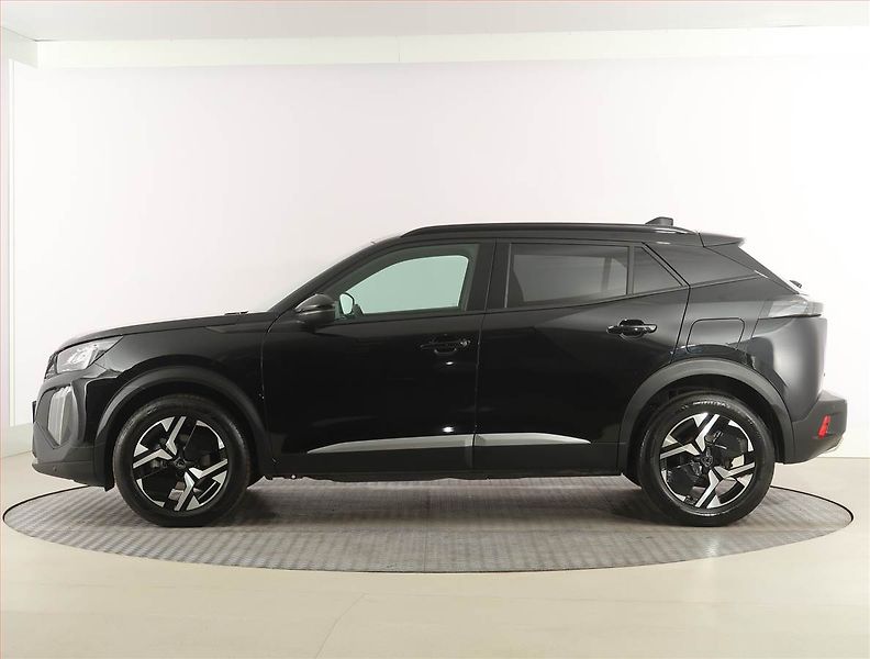 Peugeot 2008 (2025) 1.2 PureTech - fotka 3 z 26