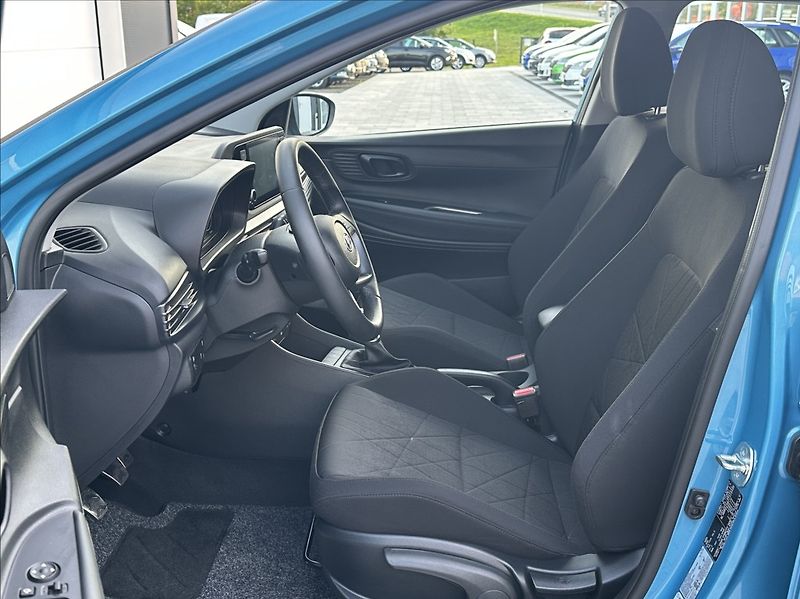 Hyundai Bayon 1,2 84PS  Smart - fotka 12 z 55