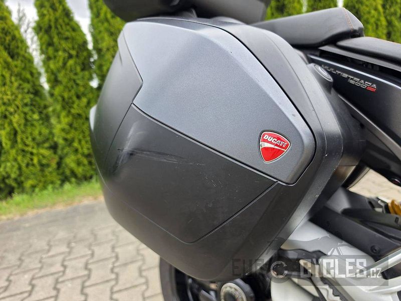 Ducati Multistrada 1200 S (2017) - fotka 11 z 19