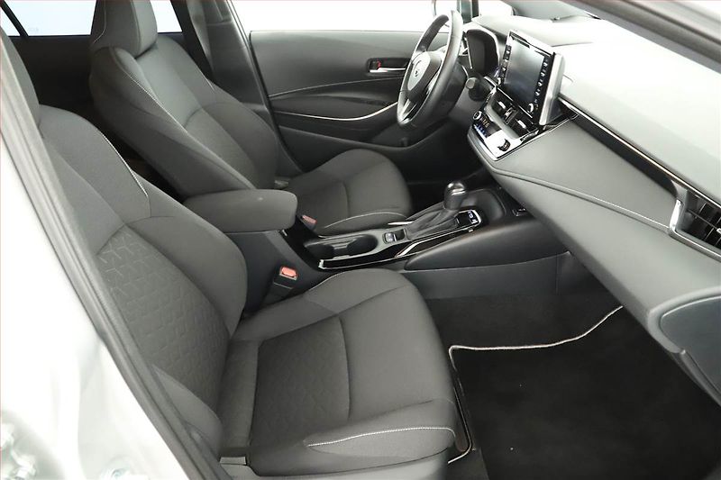 Toyota Corolla (2021) Comfort 1.8 Hybrid - fotka 7 z 15
