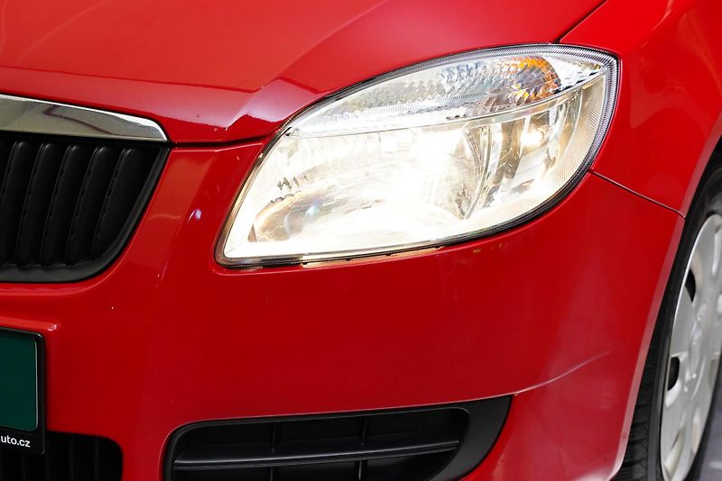 Škoda Fabia - fotka 9 z 22