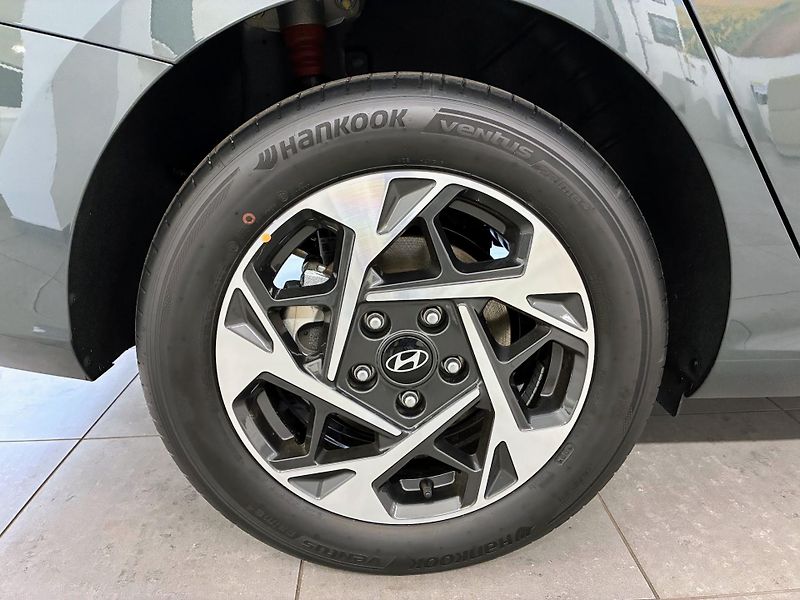 Hyundai i30 1,6 T-GDi 110kW DCT GO CZECH - fotka 20 z 20