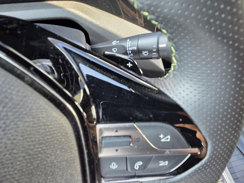 Peugeot 408 (2024) 1.2 PT 130 GT EAT8 - fotka 28 z 36