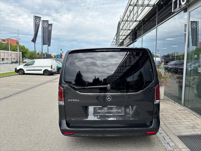 Mercedes-Benz Třídy V (2026) 2,0 250 d / Style / L - fotka 3 z 7