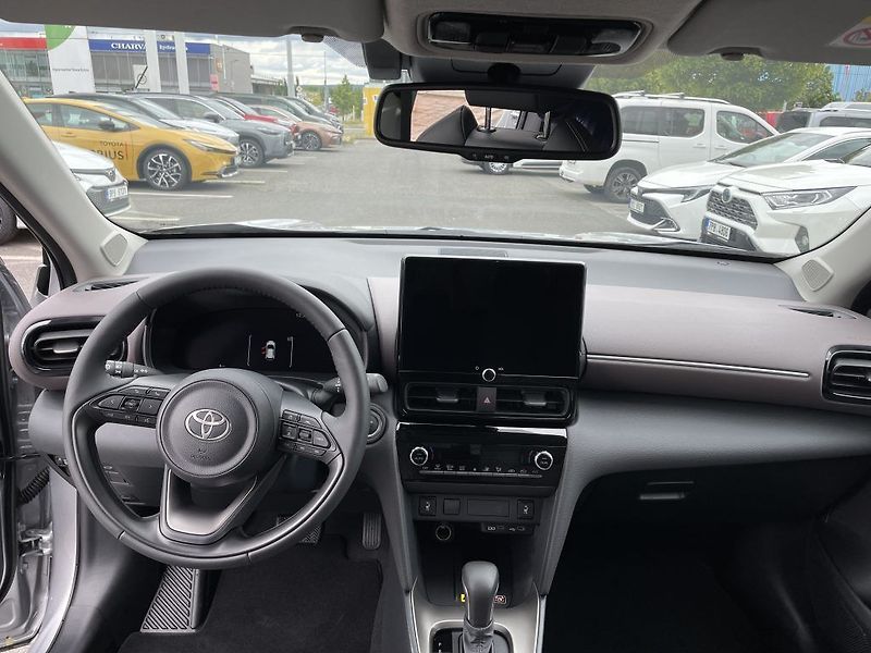 Toyota Yaris Cross 1.5 Hybrid 130k ODBĚR 6/2026 - fotka 14 z 29