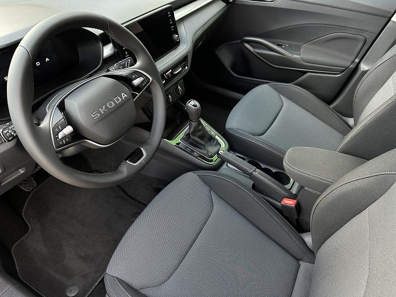 Škoda Fabia 1.0MPi 80PS LED V.Cockpit Temp - fotka 12 z 38