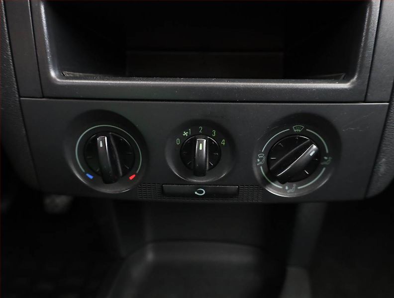 Škoda Fabia (2004) 1.2 12V, Serv.kniha - fotka 10 z 13