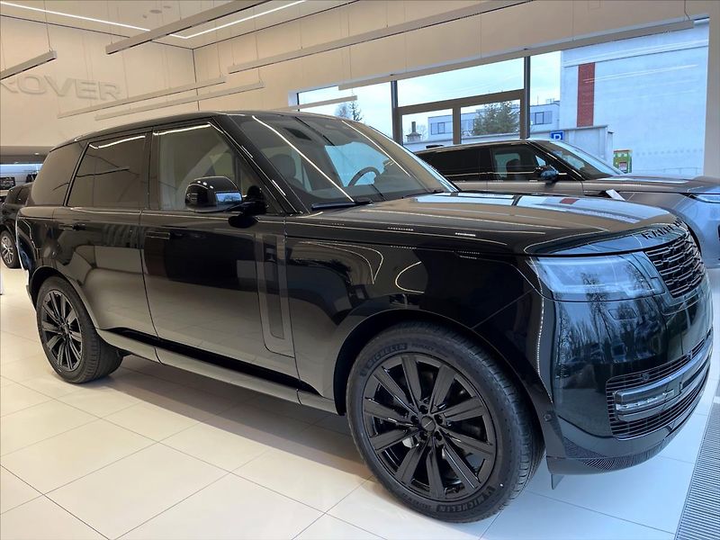 Land Rover Range Rover (2025) 3,0 SWB HSE D300 AWD - fotka 2 z 18