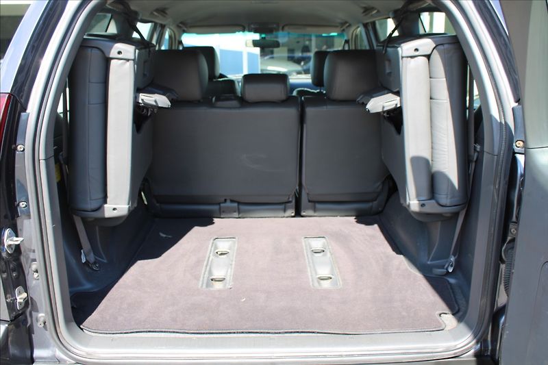 Toyota Land Cruiser 3,0 D-4D  ČR,4x4,AUTOMAT,8MÍST - fotka 25 z 28