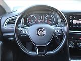 Volkswagen T-Roc (2018) 1.0 TSI, Navi, Tempomat - náhled 17