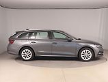 Škoda Octavia (2023) 2.0 TDI, Automat, ČR,1.maj - náhled 6
