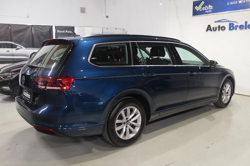 Volkswagen Passat (2021) 2.0TDI DSG LED Nez.Topení - fotka 14 z 36