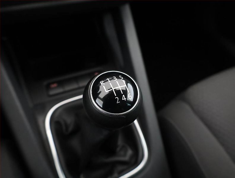Volkswagen Golf (2006) 1.4 TSI, po STK, Klima - fotka 9 z 14