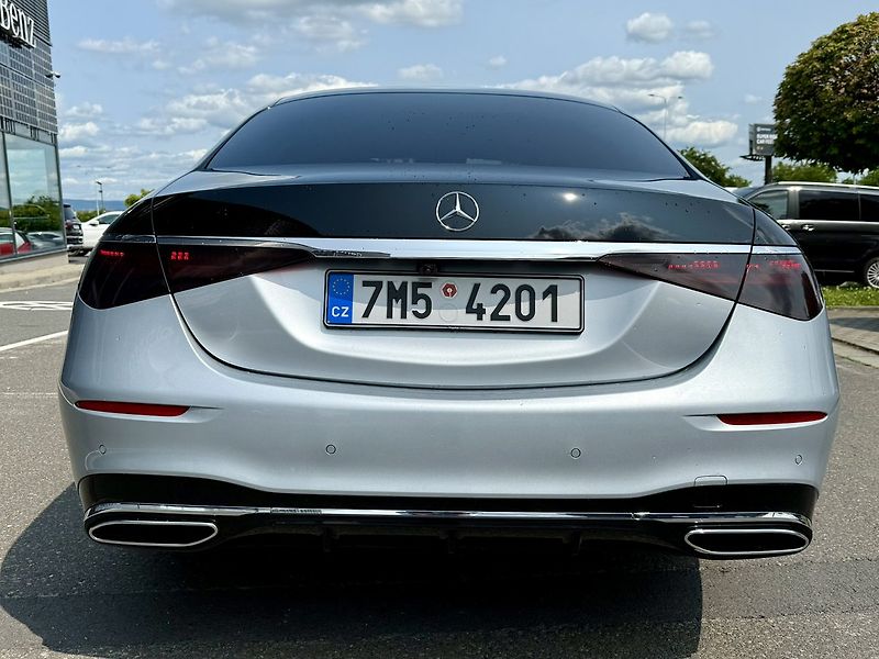 Mercedes-Benz Třídy S (2021) 350 d 4MATIC - fotka 7 z 48