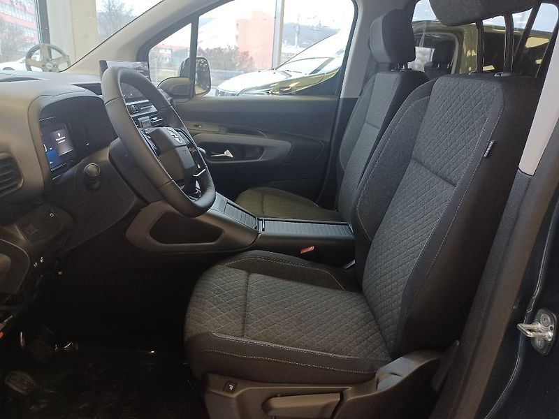 Opel Combo (2025) Elegance Plus 1,5 CDTi MT6 - fotka 19 z 27
