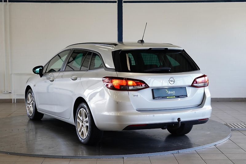 Opel Astra - fotka 7 z 26