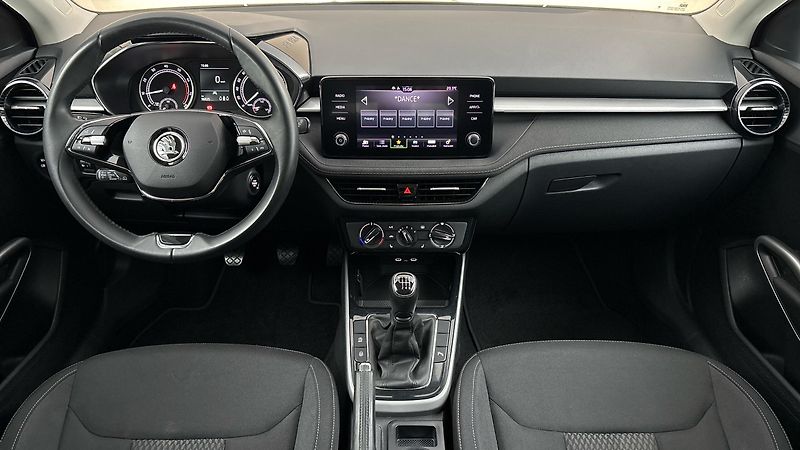 Škoda Fabia 1.0 TSI Style - fotka 8 z 23