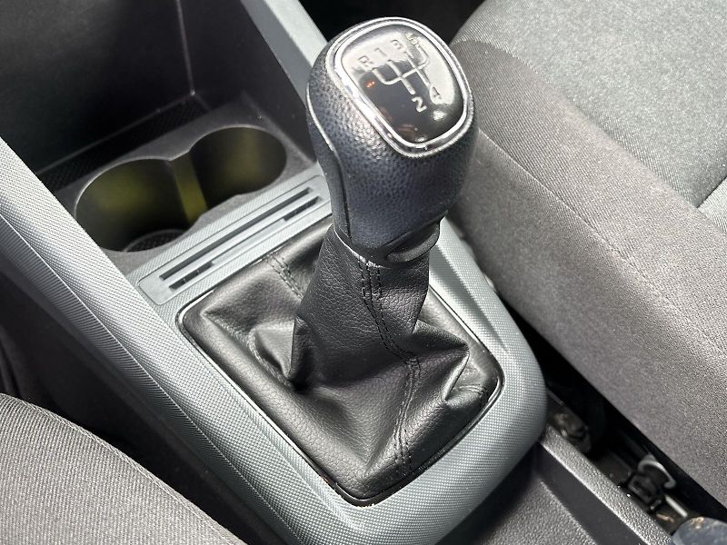Škoda Fabia (2022) Combi Tour 1.0 TSI Active - fotka 14 z 23