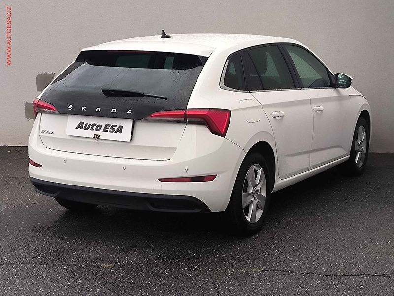 Škoda Scala (2021) 1.0TSI, ČR, Style - fotka 4 z 24