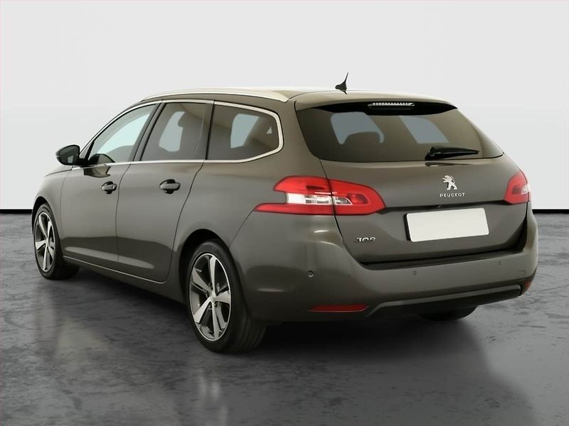 Peugeot 308 (2015) 1.2 e-THP, Serv.kniha, Navi - fotka 4 z 19