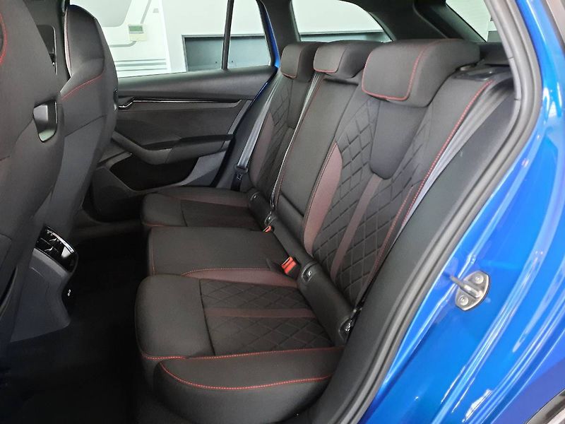 Škoda Octavia (2021) Combi RS 2.0 TSI (180kW/245k) - fotka 9 z 27