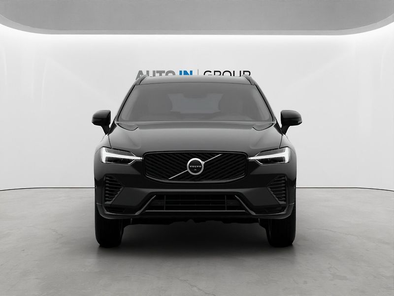 Volvo XC60 (2026) PLUS DARK T6 AWD,360°KAMERA - fotka 2 z 9