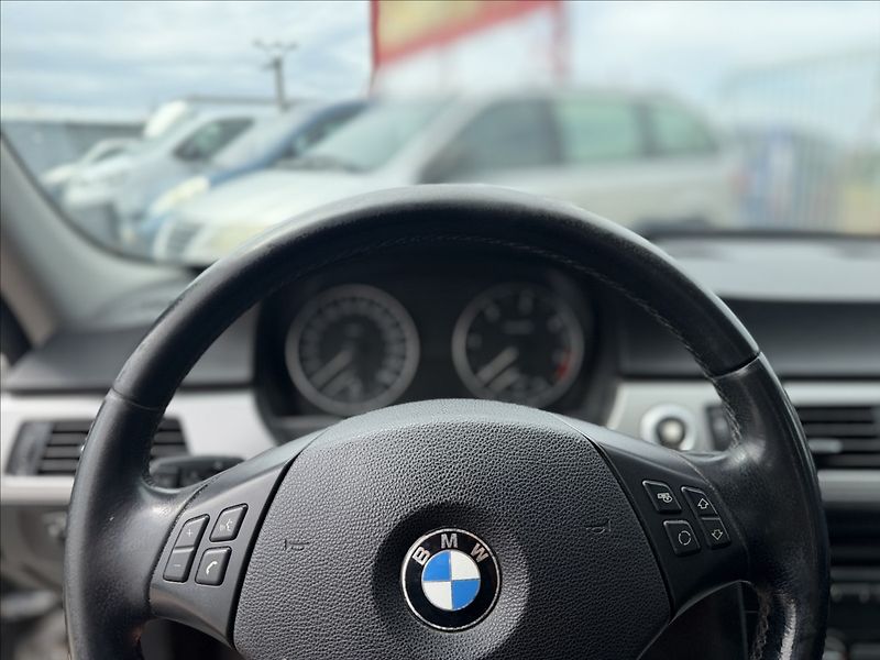BMW Řada 3 2,0 d 120kW NOVÁ STK - fotka 10 z 19