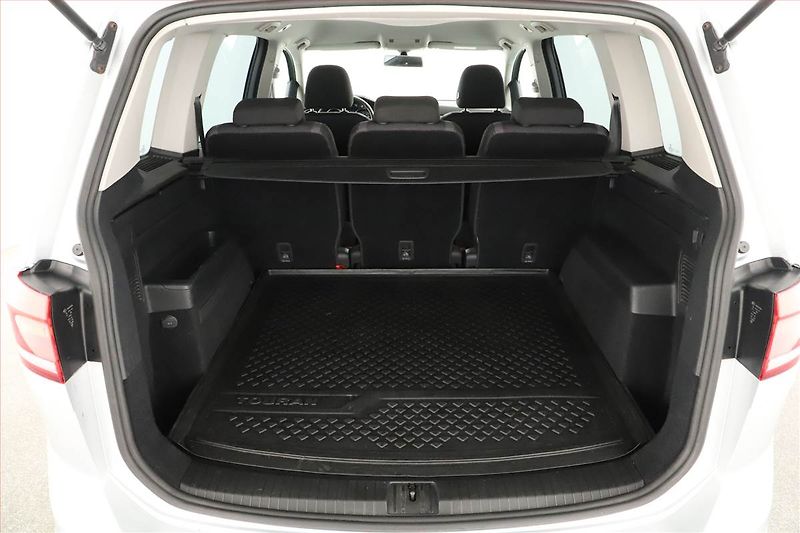 Volkswagen Touran (2017) 1.6 TDI, Navi, Tempomat - fotka 19 z 21