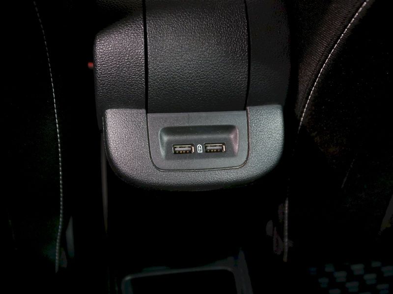 Škoda Fabia (2022) AMBITION TOUR 1.0TSI 70KW - fotka 32 z 34