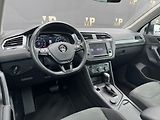 Volkswagen Tiguan (2016) 2.0TSi DSG 4M, Highline, 1.Maj - náhled 14