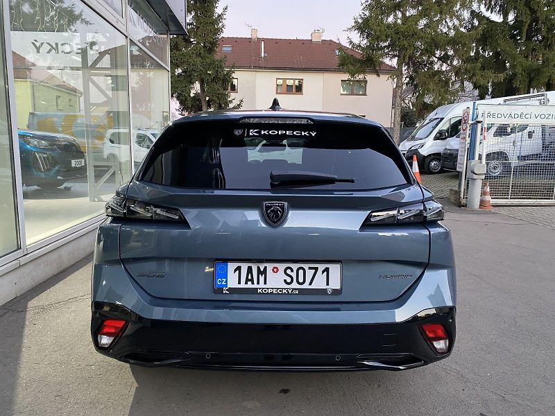 Peugeot 308 (2026) SW ALLURE Hybrid 145 e-DCS6 - fotka 5 z 17