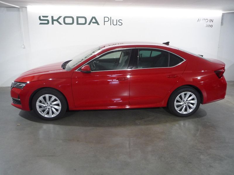 Škoda Octavia (2024) 1,5TSi 110kW Top Selection - fotka 3 z 24