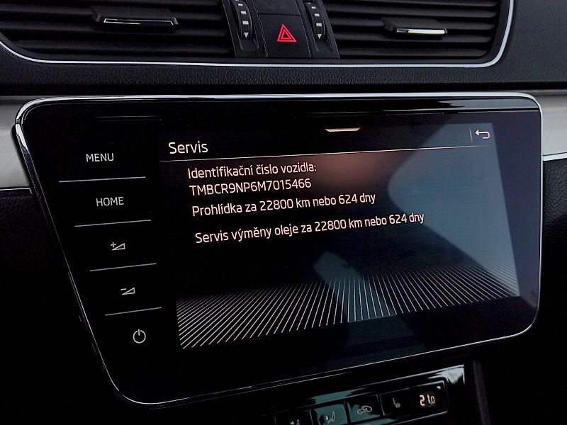 Škoda Superb (2020) L&K 2,0 Tdi 147 Kw 4x4 DSg - fotka 11 z 46